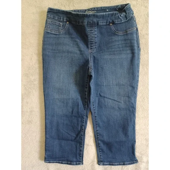 Chicos Pull On Capri Jeans Sz 14 Blue Denim Stretch Cropped Stretch Casual - Picture 12 of 12